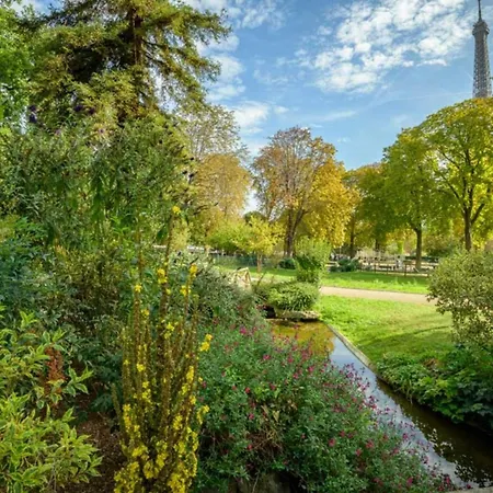 Appartement Charming In 16 *